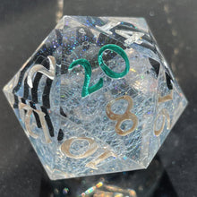 Load image into Gallery viewer, Spider Climb Alt Oversized d20
