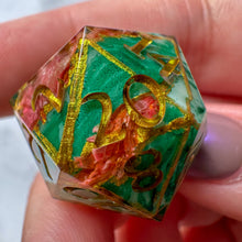 Load image into Gallery viewer, Malachite Flower Geode d20
