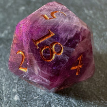 Load image into Gallery viewer, Deep Amethyst Starcut d20
