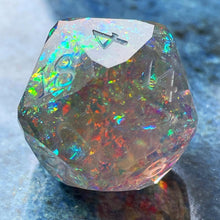 Load image into Gallery viewer, Phase Opal Starcut d20

